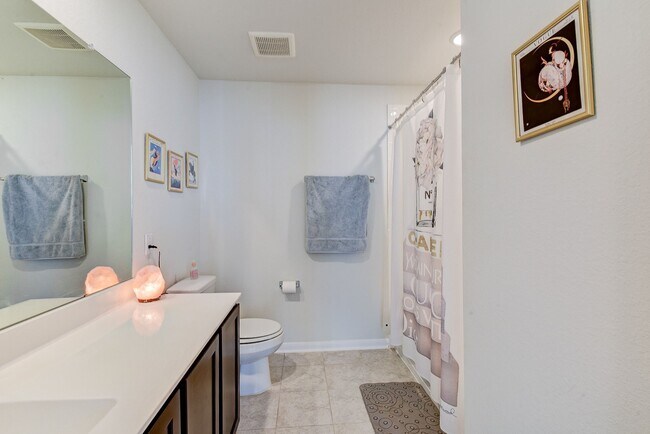 Building Photo - 18624 Birch Orch Ct