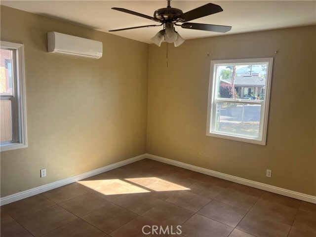 Building Photo - 3012 Genevieve St N