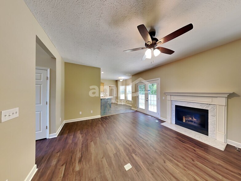 Building Photo - 326 Thetahill Rd