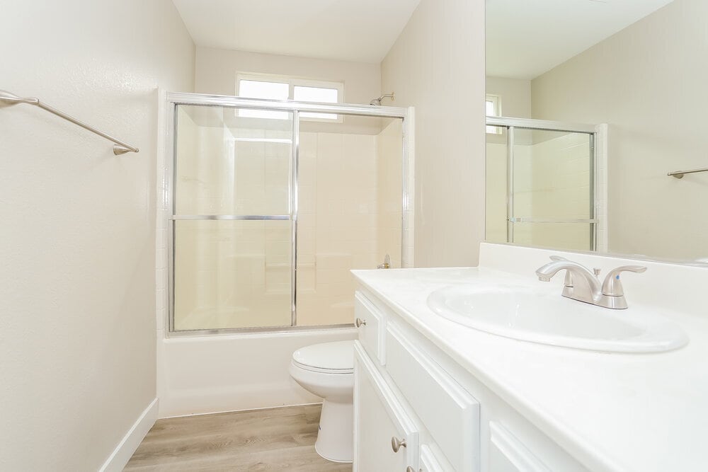 Building Photo - 5712 Athinas St