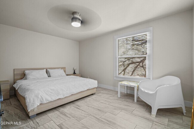 Building Photo - 10628 Springwood Dr