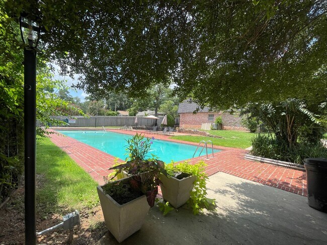 Building Photo - Cozy Fairfield Oaks Charmer! Move In Ready!