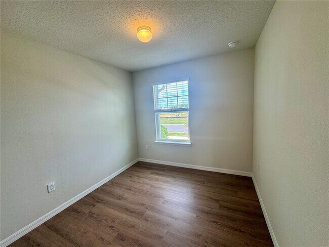 Building Photo - 4568 Maple Waltz