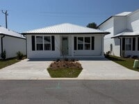 Building Photo - New Construction Rental Move In Ready April 1