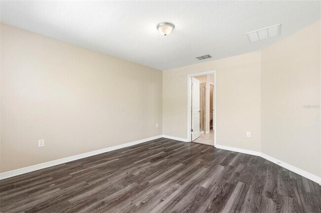 Building Photo - 16948 Storyline Dr