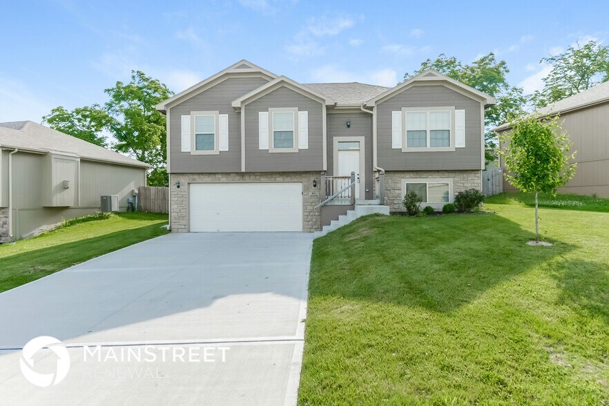 Primary Photo - 801 Emerson Dr