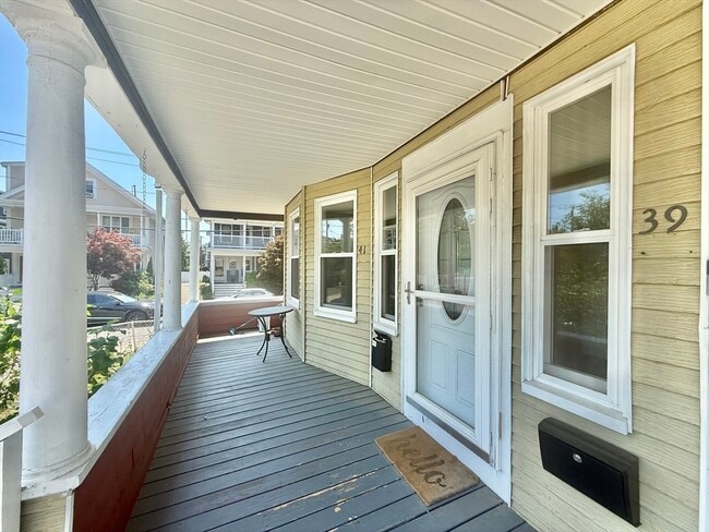 Building Photo - 41 Dunbar Ave