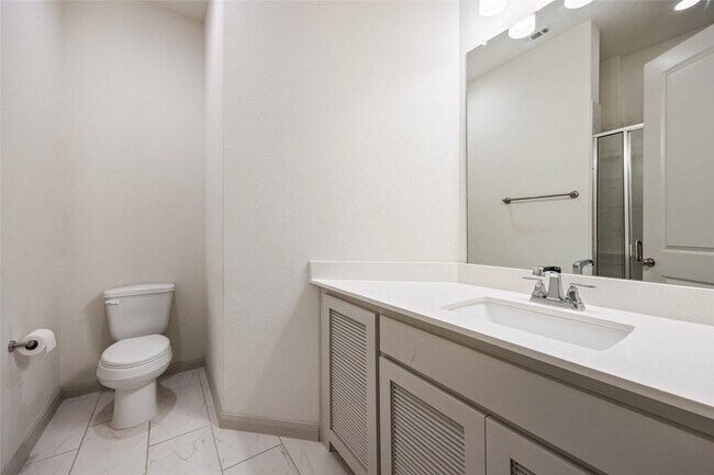 Building Photo - 5208 Watters Branch Dr