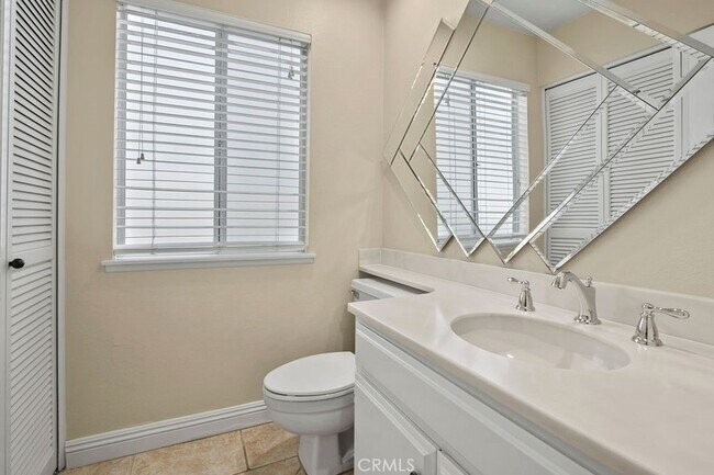 Building Photo - 2151 Camino Laurel