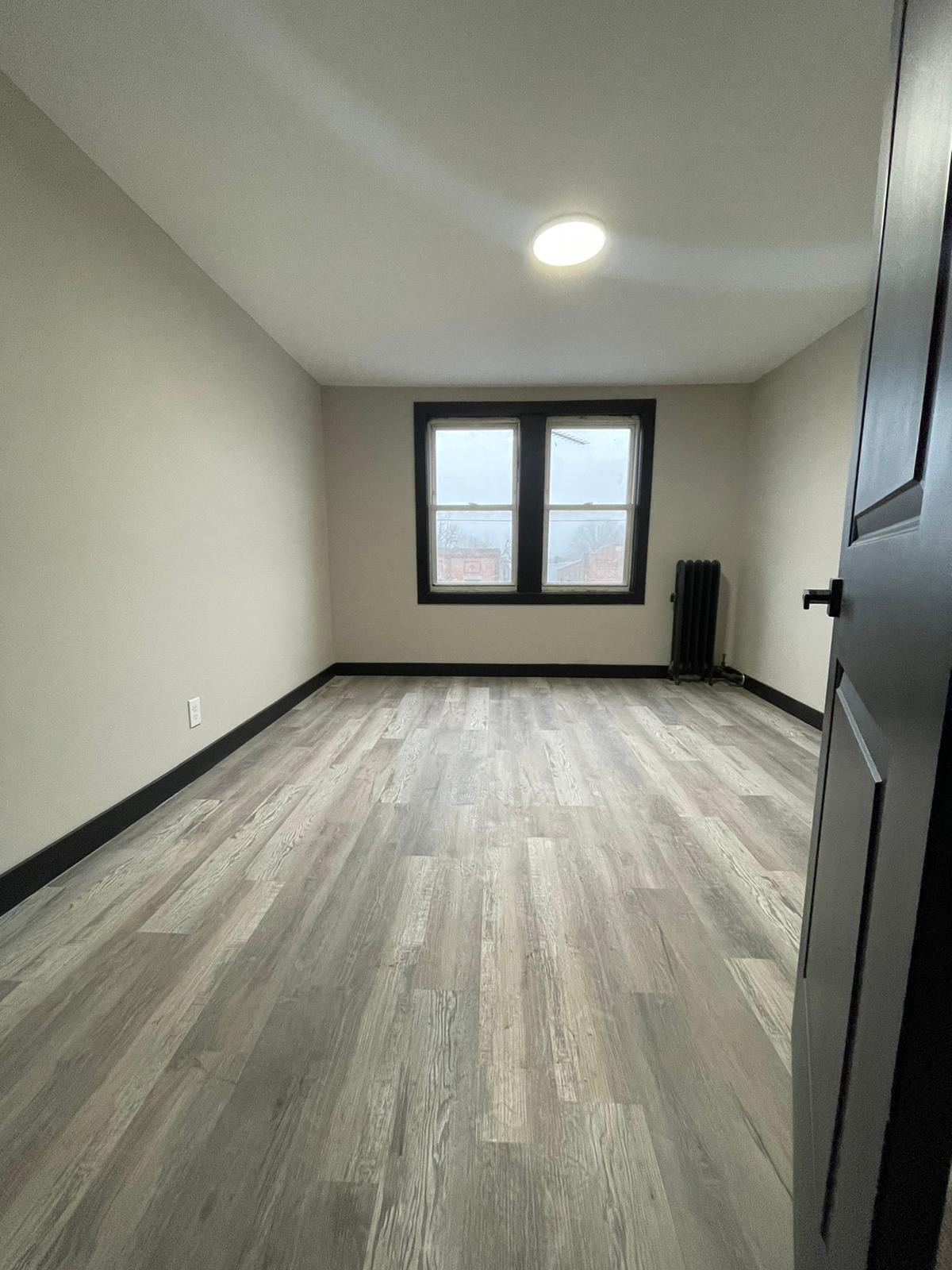 Building Photo - 125 Wegman Pky