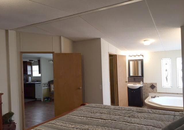 Building Photo - 1617 Ridge Dr