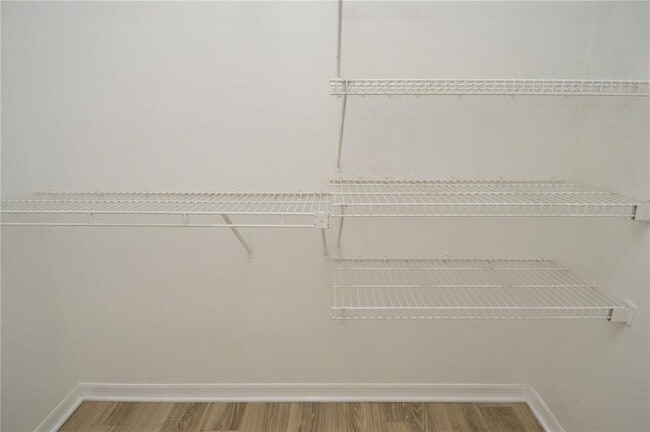 Building Photo - 10263 Gandy Blvd N