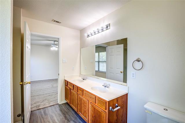 Building Photo - 1060 Appaloosa Cir