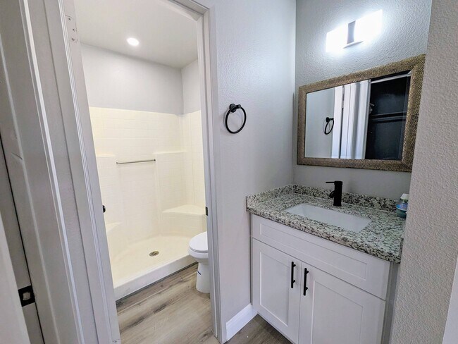 Building Photo - 27206 Coronado Way