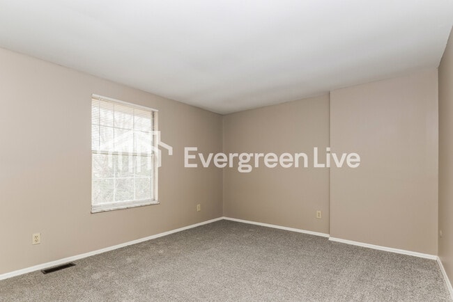 Building Photo - 8195 Mt Carmel St