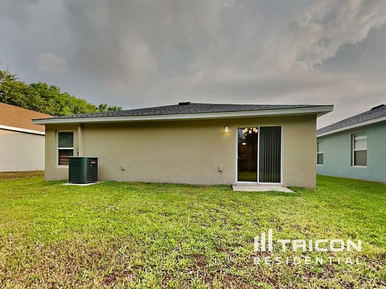 Building Photo - 988 Blue Tide Ln