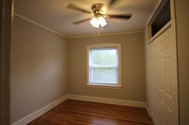 Building Photo - 4402 W Belden Ave