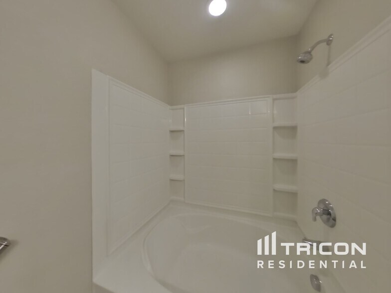 Building Photo - 9169 Promising Ct