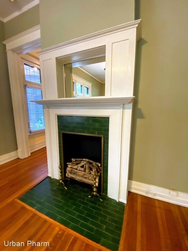 Building Photo - 201 Morris Ave SE