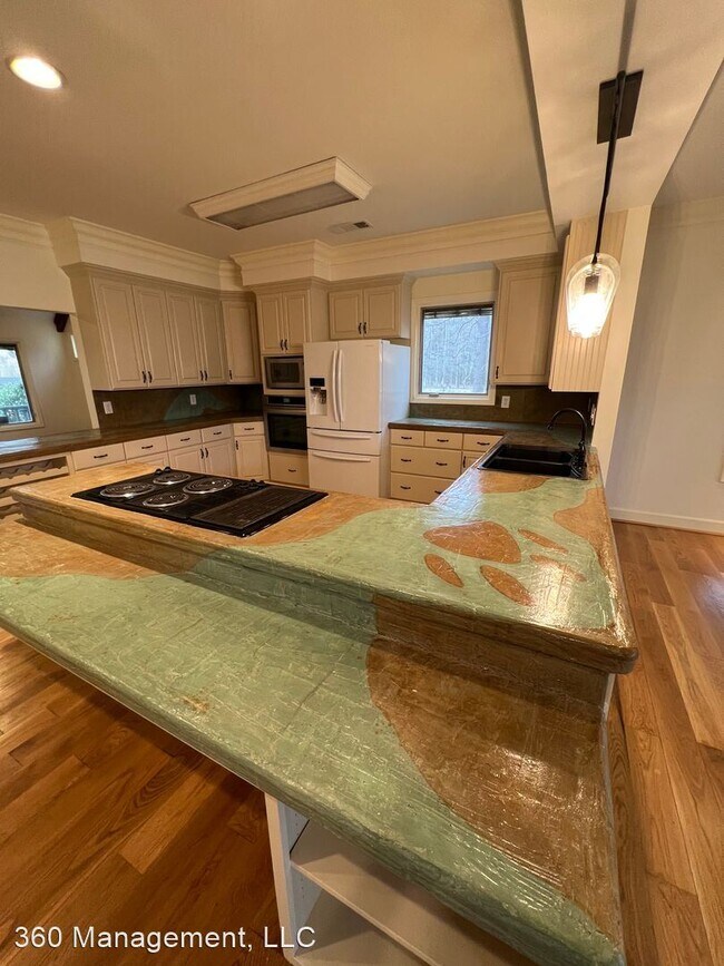 Building Photo - 3 br, 2 bath House - 280 Ensminger Rd