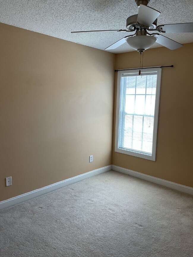 Building Photo - 4155 Dudleys Grant Dr