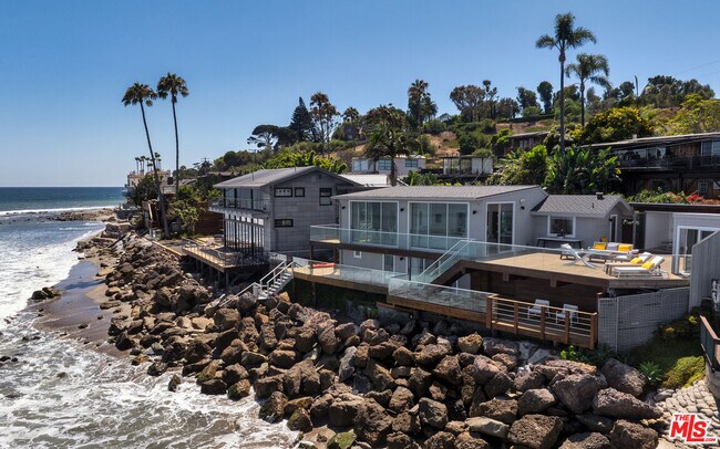 Building Photo - 26706 Latigo Shore Dr