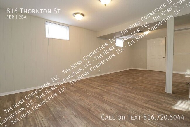 Building Photo - 816 Thornton St