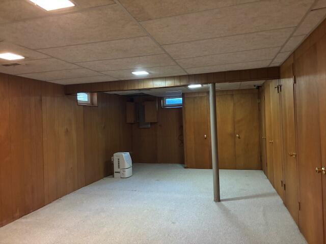 Building Photo - 580 Riverview Dr