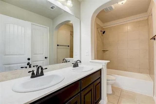 Building Photo - 613 Cypress Hill Dr
