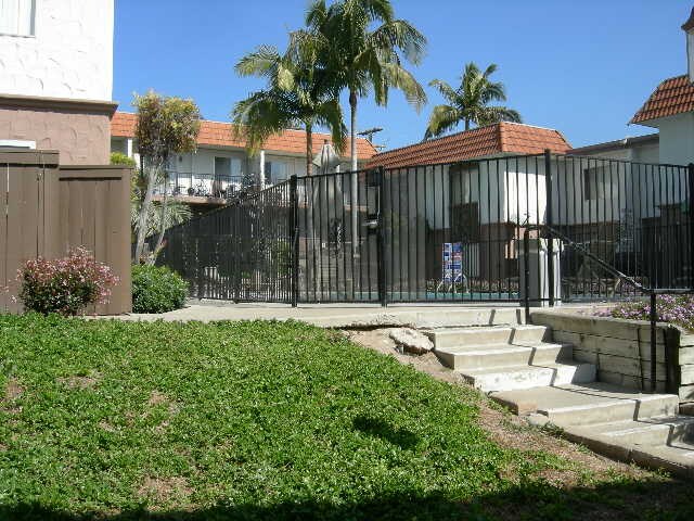 Building Photo - 10235 Madrid Way