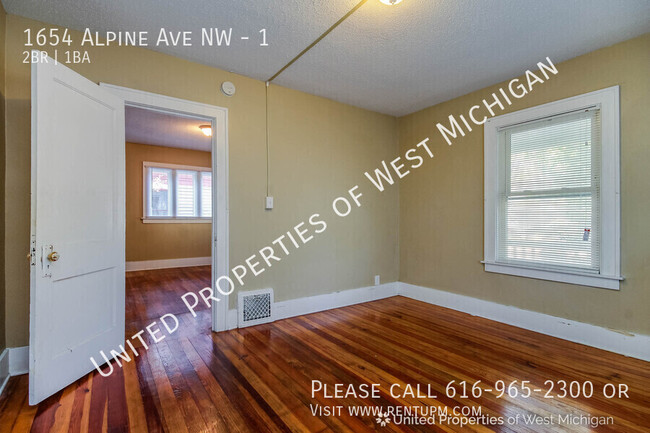 Building Photo - Tours Estimated to Begin 12/31 | 2 Bedroom...