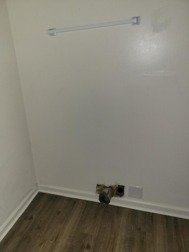 Building Photo - 3962 Northampton Dr