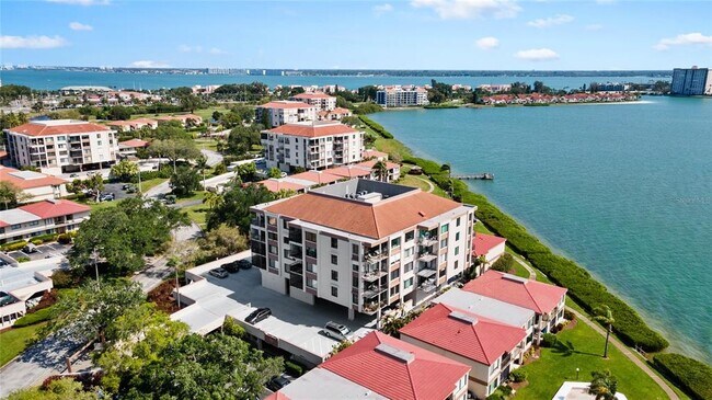 Building Photo - 6268 Palma Del Mar Blvd S