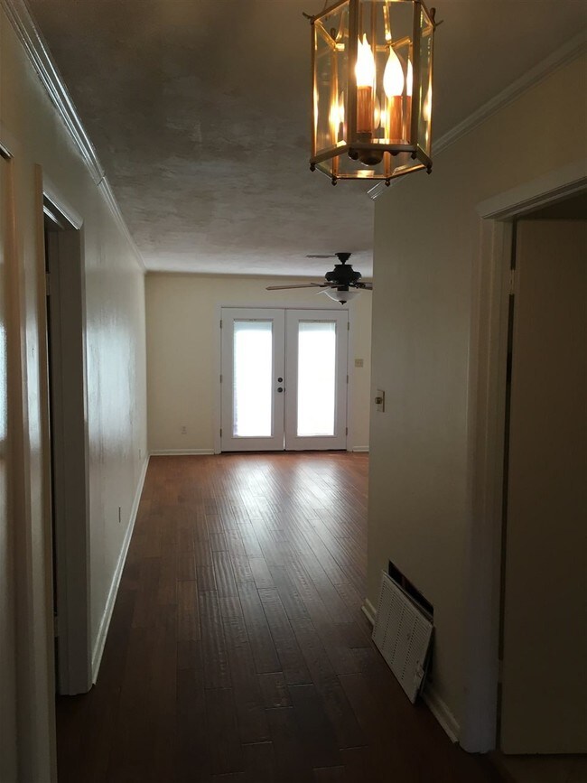 Building Photo - 3818 Leane Dr