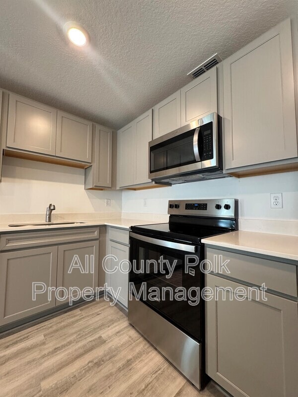 Building Photo - 1139 Amber waves ct