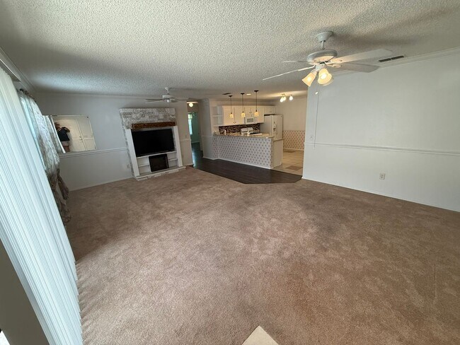 Building Photo - 2829 Burgos Dr