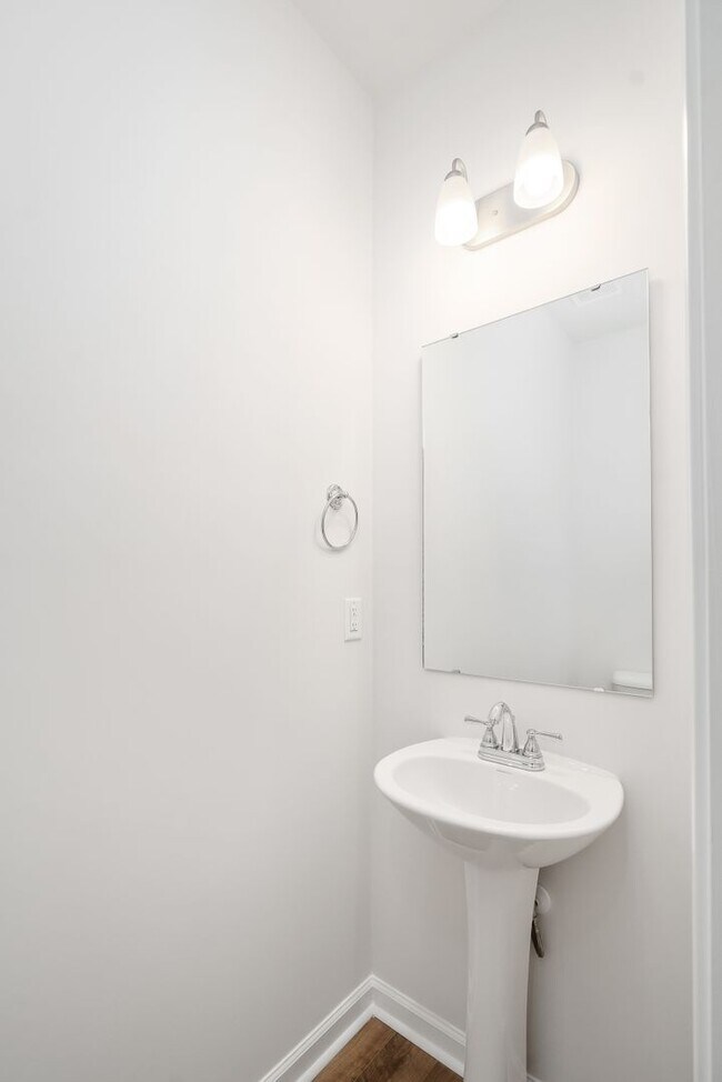 Building Photo - Welcome Home to Clairbourne Estates – Spacious, Stylish & Move-In Ready!