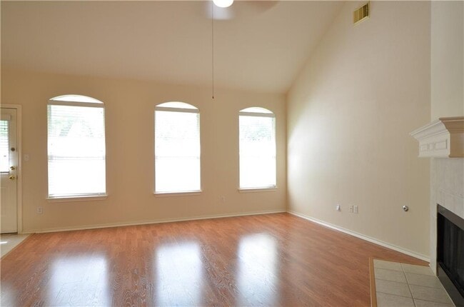 Building Photo - 9005 Mountain Mist Ln
