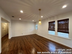 Building Photo - 127 Larchmont Dr