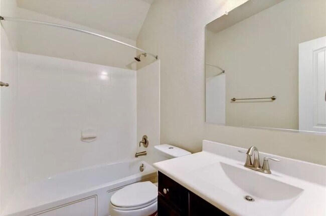 Building Photo - 4/3.5 in Teravista - Great home, Community...