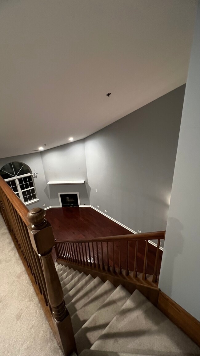 Building Photo - 475 Scots Dr