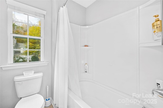 Building Photo - 5829 Dinsmore Ln