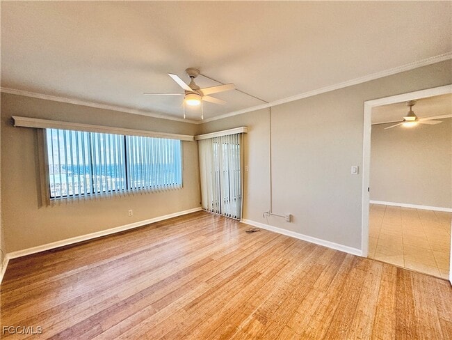 Building Photo - 2711 First St