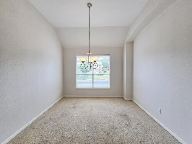 Building Photo - 9901 Bundoran Dr
