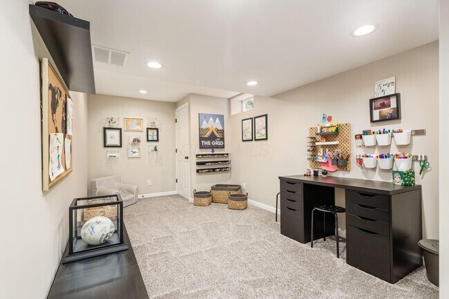 Building Photo - 9550 Mission Dr