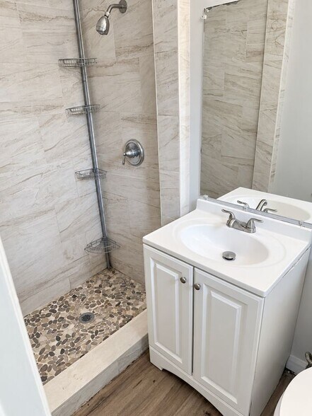 Building Photo - 7528 Quitina Dr