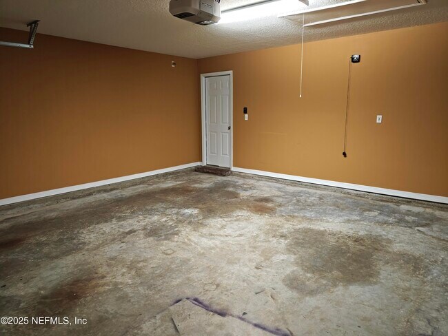 Building Photo - 7560 Devola Trail