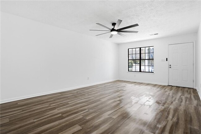 Building Photo - 858 Ohara Dr