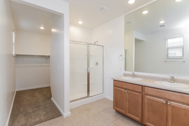 Building Photo - 7004 E Aerie Way