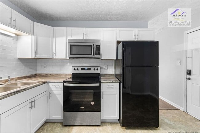 Building Photo - 818 Grambling Ct
